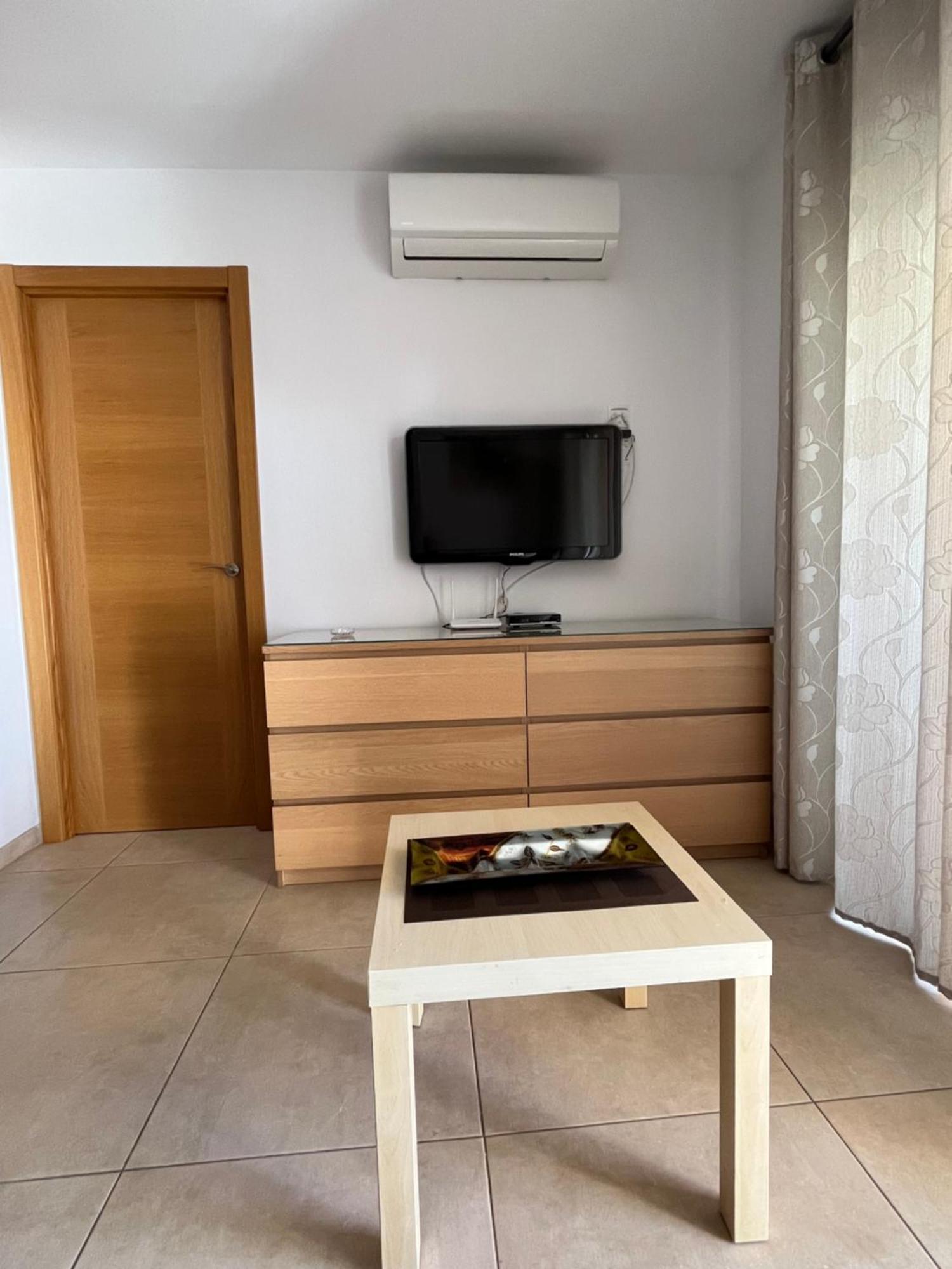 Amaner Capri Apartment Torre Del Mar Exterior photo